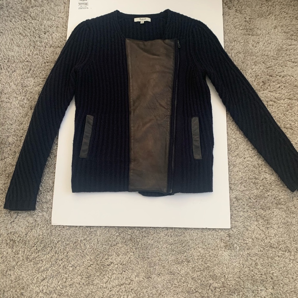 Madewell Cardigan 100% Merino Wool in Navy XS. - Picture 5 of 8